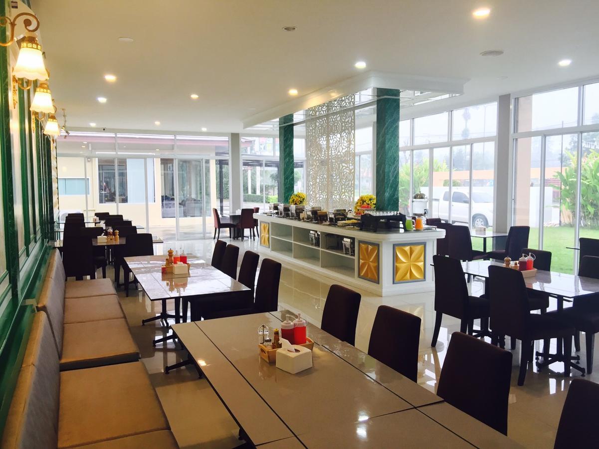 Green Adamas Resort Chumphon Bagian luar foto