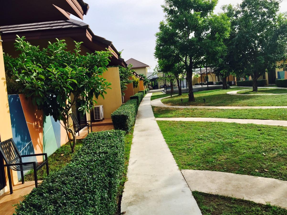 Green Adamas Resort Chumphon Bagian luar foto