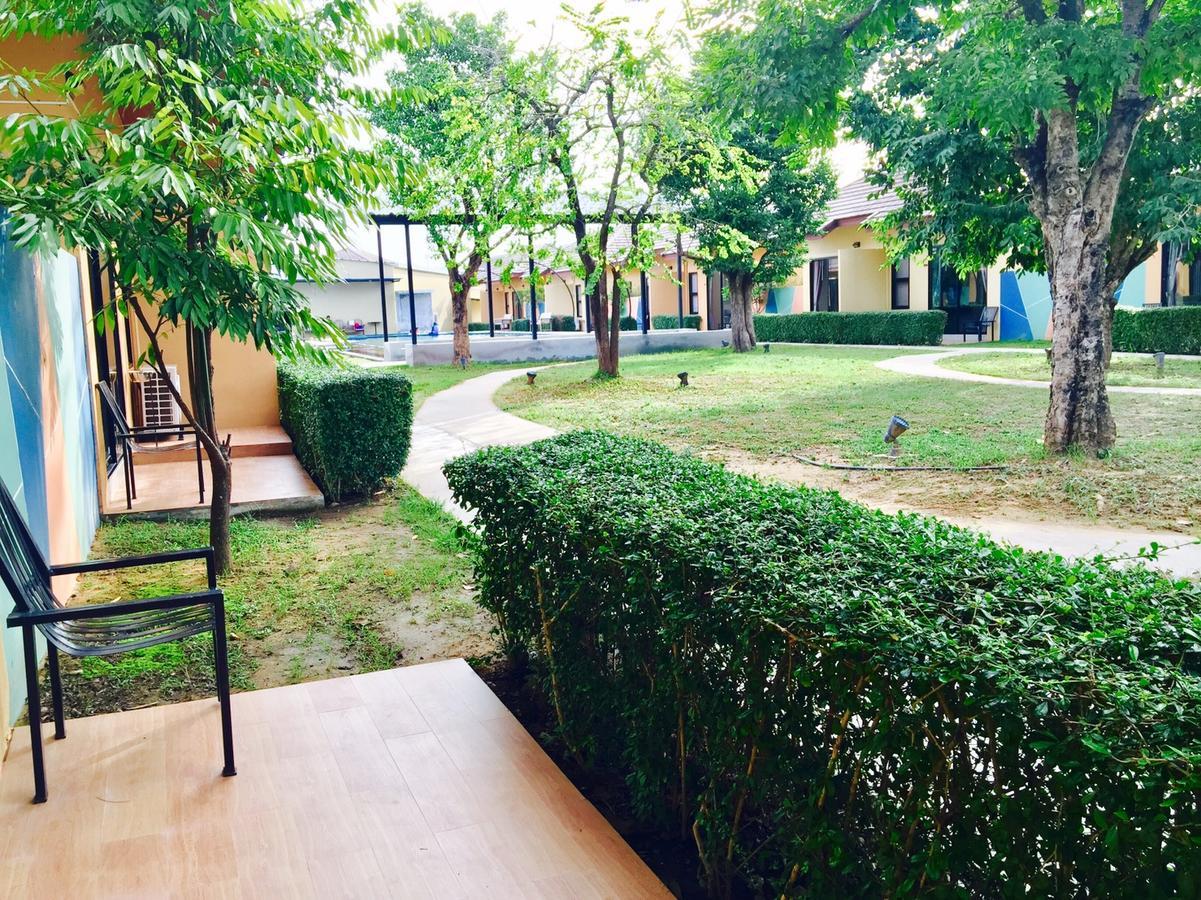 Green Adamas Resort Chumphon Bagian luar foto