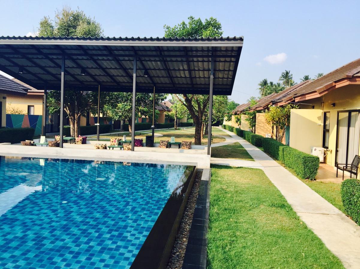 Green Adamas Resort Chumphon Bagian luar foto