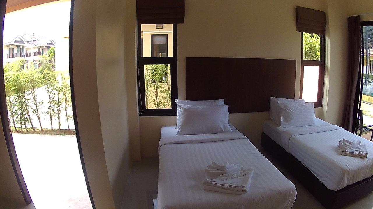 Green Adamas Resort Chumphon Bagian luar foto